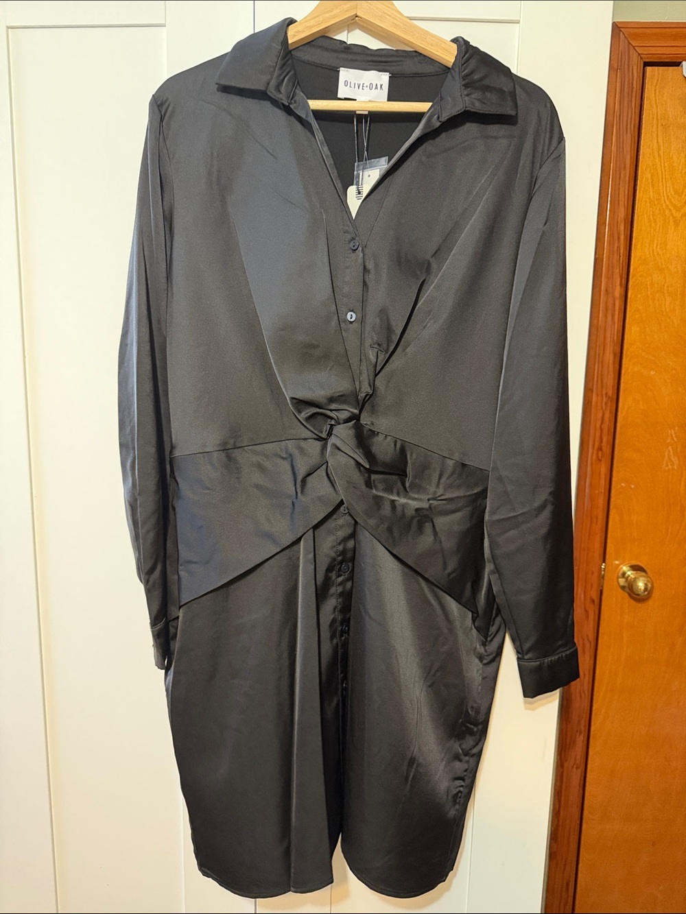 Brand New Olive & Oak Black Twist-Waist Satin Shirt Dress